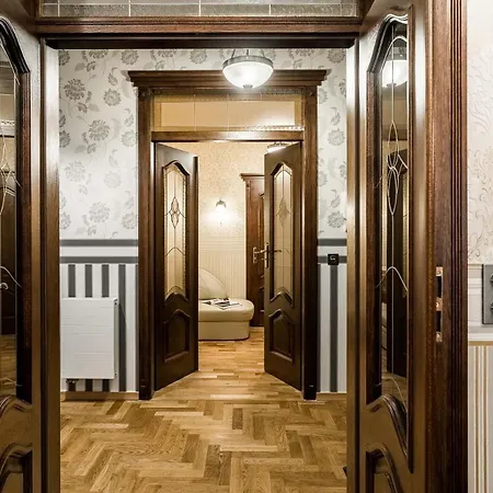 Exclusive Royal Apartment