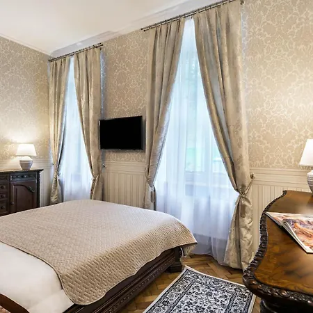Exclusive Royal Krakow
